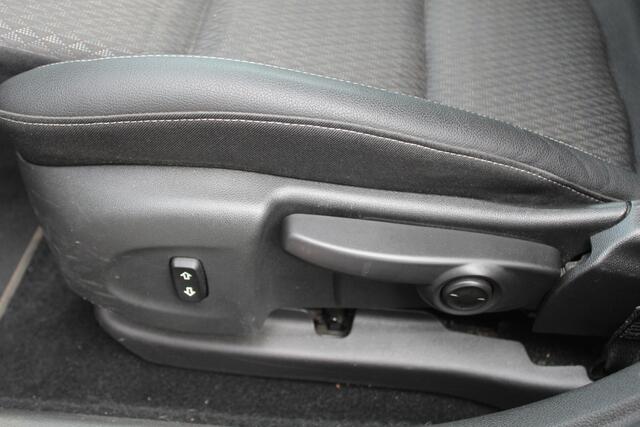 Opel ASTRA Sports Tourer 1.4 Business Executive