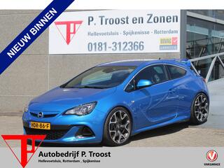opel-astra-gtc-2.0-turbo-opc-recaro