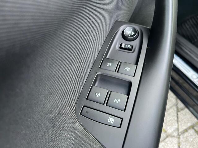 Opel ASTRA Sports Tourer 1.4 Turbo 120 Jaar Edition | Navigatie | Trekhaak | Airco | Cruise Control |