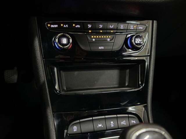 Opel ASTRA Sports Tourer 1.2 Design & Tech CAMERA CLIMA CARPLAY 17''