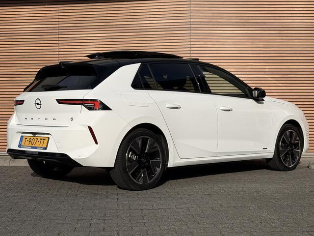 Opel ASTRA Electric 54 kWh GS Ultimate Schuifdak / Navi / Winterpakket / 360* Camera / AGR