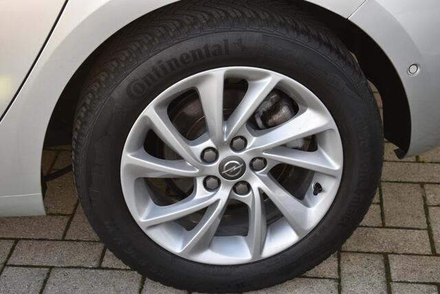 Opel ASTRA 1.2 Business Edition | Camera / parkeersensoren voor en achter / Climate