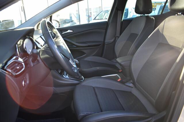 Opel ASTRA 1.2 Business Edition | Camera / parkeersensoren voor en achter / Climate