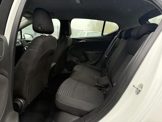 Opel ASTRA 1.0 Online Edition 2e Eigenaar,Dealer Onderhouden,Navi,Airco,Cruise,Pdc V+A,N.A.P,Lm velgen,Apk tot 12-2026