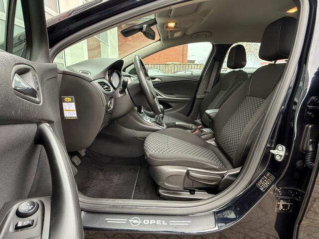 Opel ASTRA 1.0 Business Executive Navi Clima Cruise Pdc