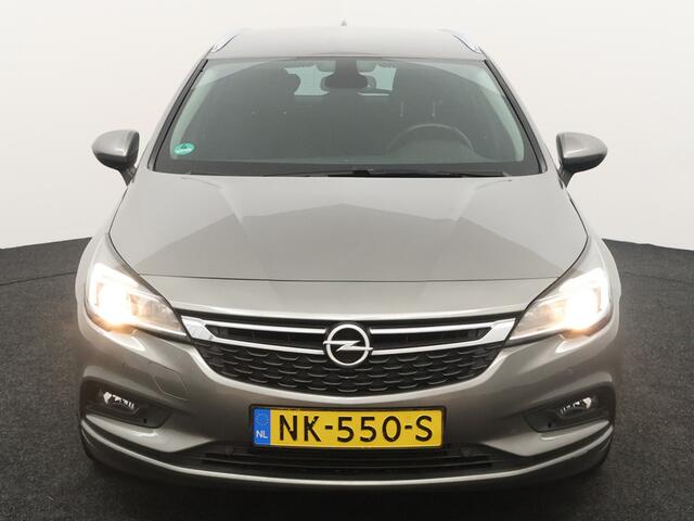 Opel ASTRA Sports Tourer 1.4 Online Edition 150 pk trekhaak airco navi sterke 1.4 motorvvor nog vele km plezier