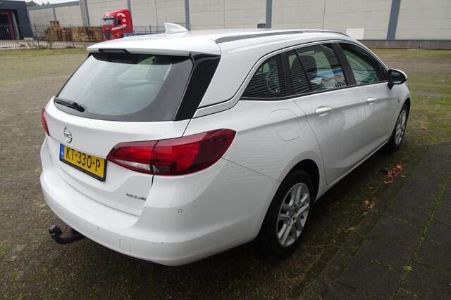 Opel ASTRA Sports Tourer 1.0 TURBO 105 PK TREKHAAK NAVIGATIE