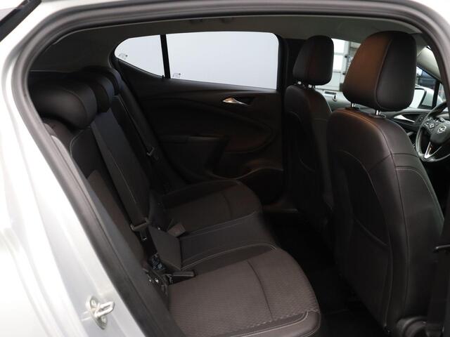 Opel ASTRA 1.4 Turbo 150pk Innovation | Automaat | Intellilink pakket | Climate Control | 17" Lichtmetaal | Half leder bekleding | Privacy glas |