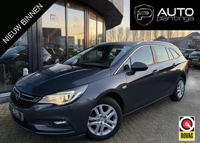 Opel ASTRA Sports Tourer 1.0 Business+ | Nette Staat! | NL AUTO | Trekhaak | Onderhoudshistorie | 2 Sleutels | Parkeersensoren | Climate Control | Cruise Control |