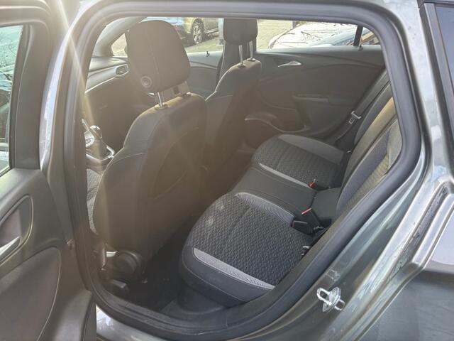 Opel ASTRA 1.2 ED. 2020