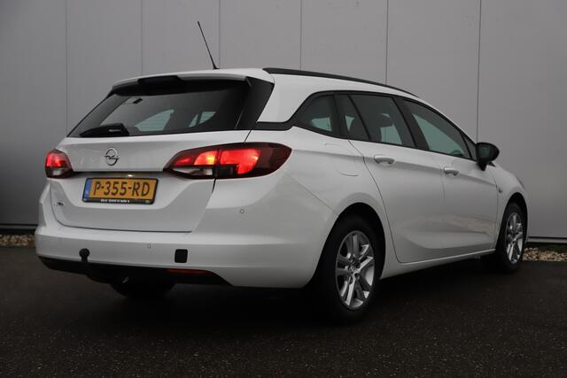 Opel ASTRA Sports Tourer 1.2 Edition 110PK Trekhaak Navigatie Carplay Android Bluetooth Airco Cruise Control Parkeersensor
