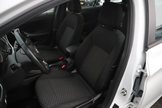 Opel ASTRA Sports Tourer 1.2 Edition 110PK Trekhaak Navigatie Carplay Android Bluetooth Airco Cruise Control Parkeersensor