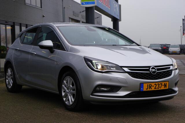 Opel ASTRA 1.0 105 PK Edition, Navigatie, Climate Control, PDC