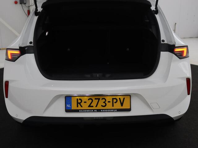 Opel ASTRA 1.6 Hybrid Edition | Trekhaak | Adaptive cruise | Carplay | Full LED | Parkeerhulp | Digital Cockpit | DAB | Keyless start