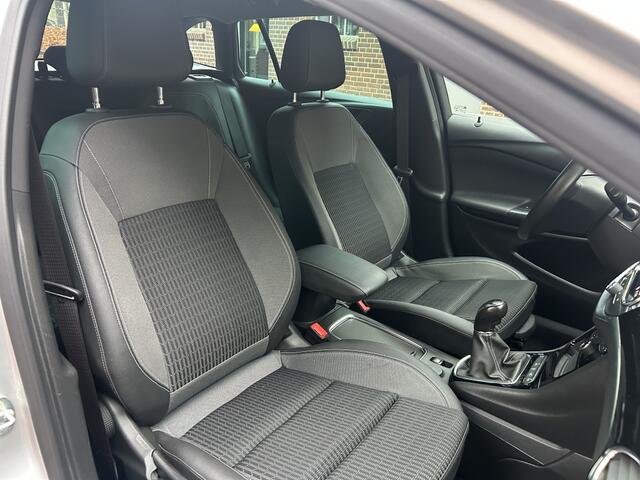 Opel ASTRA Sports Tourer 1.2 130pk Eleg. Navi, Camera, Carplay, Trekhaak, NL-auto