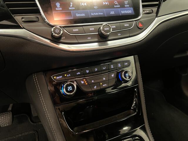 Opel ASTRA Sports Tourer 1.4 Innovation / LEDER / ELEC.A.KLEP / NAVI / CAMERA / ST.VERWARMING /