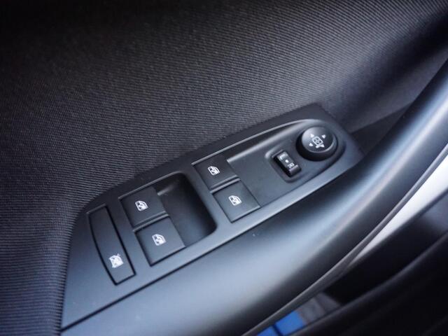 Opel ASTRA Sports Tourer 1.4 Edition All Seasonbanden