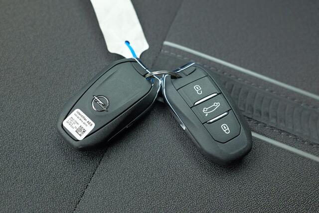 Opel ASTRA Sports Tourer 1.2 Turbo Hybrid GS | Navi | Head-up | Verwarmde voorruit