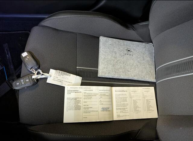 Opel ASTRA 1.2 Turbo GS Automaat Black line/Stoel+Stuurverwarming/Camera.