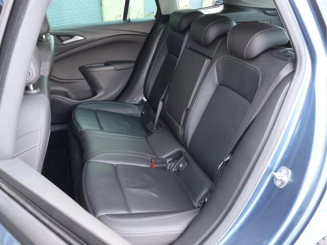 Opel ASTRA Sports Tourer 1.4 Innovation 150PK Automaat | Leder | Massage | Ventilatie | Cam | Haak | Org. NL |