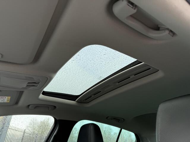 Opel ASTRA 1.0 Innovation Navi,Camera,Schuifdak,Dealer Onderhouden,Keyless,Pdc V+A,N.A.P,105pk,Rijstrooksensor,Blind Spot Detection,Lm velgen,Nieuwe Apk bij Aflevering