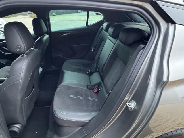 Opel ASTRA 1.4 Ultimate Sportstoelen, alcantara