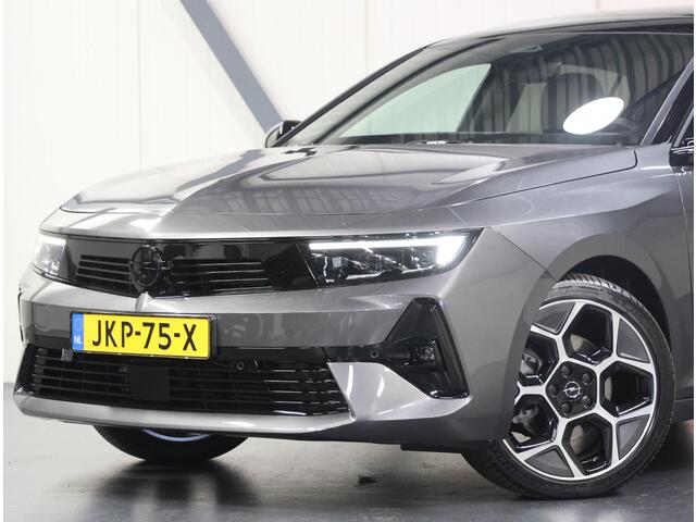 Opel ASTRA 1.2 145PK Turbo Hybrid Ultimate | 1ste eigenaar | AppleCarPlay/AndroidAuto | Schuifkanteldak | Head-Up Display | Navigatie | Adaptive Cruise Control | Keyless | AGR Stoelen | Stoel/Stuur/Voorruitverwarming | FULL LED | 360'Camera | Isofix | Privacy Glass 