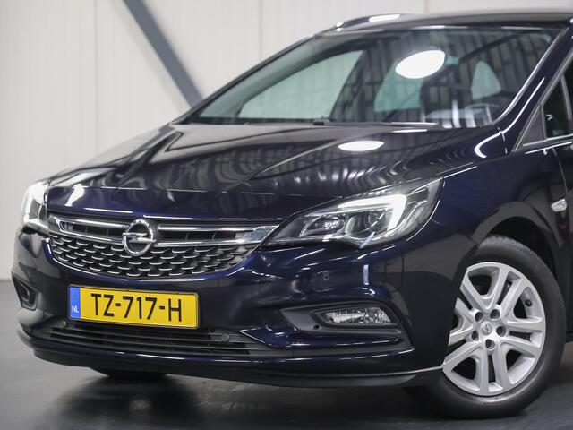 Opel ASTRA ST 105PK Online Edition | 1ste eigenaar | AppleCarplay/AndroidAuto | Climate Control | Cruise Control | Bluetooth | Parkeersensoren | Navigatie | Armsteun | Isofix | Privacy Glass |