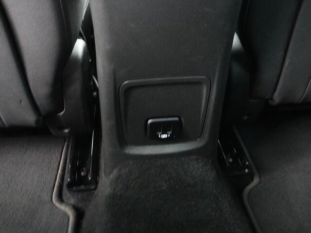 Opel ASTRA 1.4 Turbo Executive | 150pk | Trekhaak | Camera | Carplay | Navigatie | Keyless | Climate control | Cruise control | Dodehoek detectie | Bluetooth