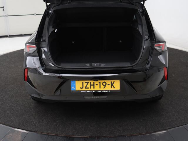 Opel ASTRA 1.6 Hybrid Business Edition | Stoelverwarming | Adaptive cruise | Camera | Stuurverwarming | Carplay | Navigatie | Full LED | 17'' | Climate control | PHEV | Plug In