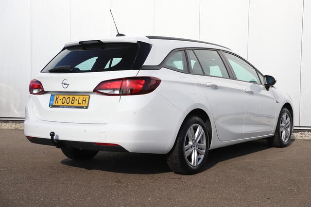 Opel ASTRA Sports Tourer 1.2 Business Edition Trekhaak 110PK Navigatie 16 inch LMV Carplay Android Airco Cruise Control