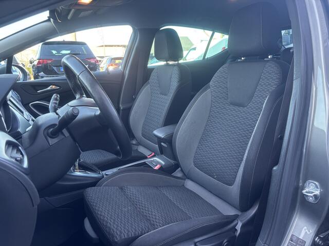 Opel ASTRA 1.4 146 PK Blitz Edition Automaat | Stoel&Stuur verwarming | Parkeercamera |