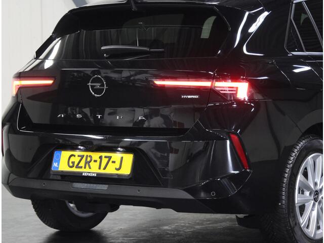 Opel ASTRA 1.2 145PK Turbo Hybrid Edition | 1ste eigenaar | AppleCarPlay/AndroidAuto | Navigatie | Adaptive Cruise Control | Keyless | AGR Stoel | Stoel/StuurVerwarming | FULL LED | Camera | Isofix | Privacy Glass | Parkeersensoren |