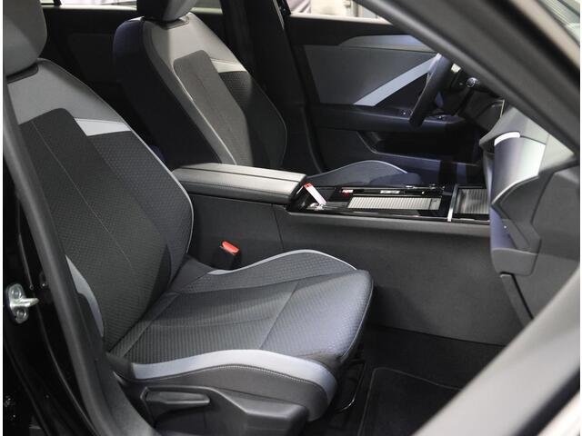 Opel ASTRA 1.2 145PK Turbo Hybrid Edition | 1ste eigenaar | AppleCarPlay/AndroidAuto | Navigatie | Adaptive Cruise Control | Keyless | AGR Stoel | Stoel/StuurVerwarming | FULL LED | Camera | Isofix | Privacy Glass | Parkeersensoren |