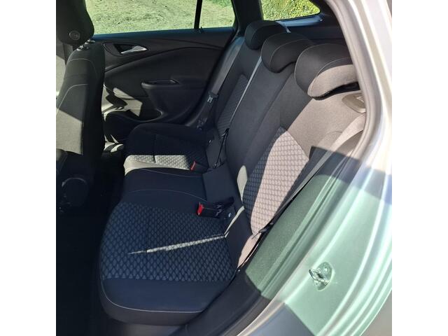 Opel ASTRA Sports Tourer 1.0 Turbo Business Executive