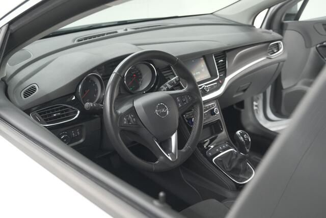 Opel ASTRA Turbo 130 Business Elegance | Camera | Dodehoekdetectie | Apple Carplay | Alcantara Pakket