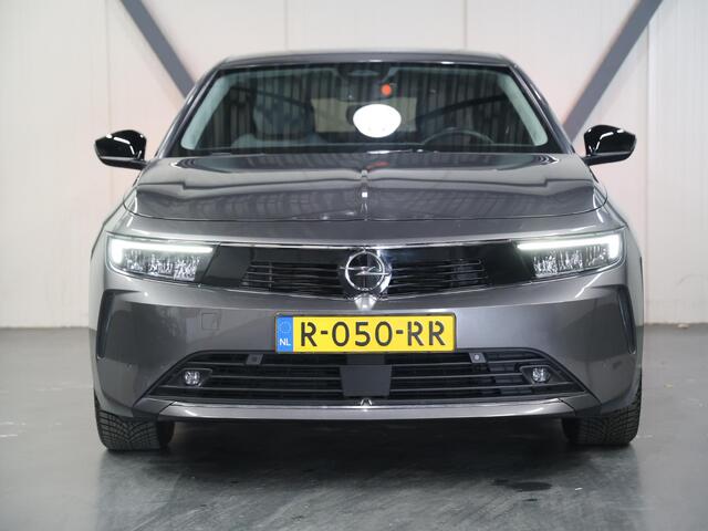 Opel ASTRA 180PK Hybrid Business Edition | 1ste eigenaar | Stuur/stoelverwarming | Camera | 17"LMV | Navigatie | Climate Control | Adaptieve Cruise Control | AppleCarplay/AndroidAuto | Isofix | Privacy Glass | Parkeersensoren |