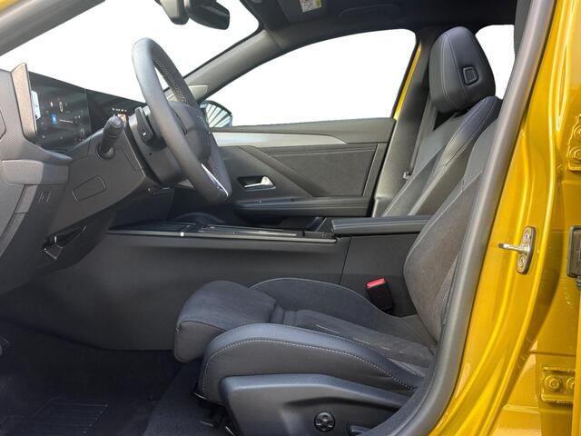 Opel ASTRA Electric Ultimate GS EV 58kWh 156pk | NIEUW MODEL! | SCHUIF/KANTELDAK | ALCANTARA/ LEDEREN BEKLEDING | NAVI | ISOFIX |