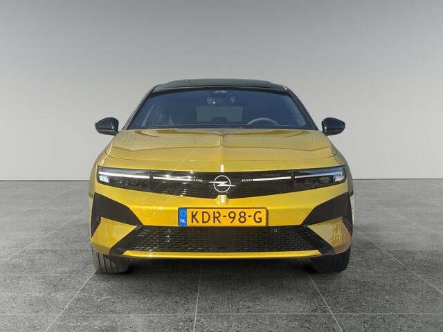 Opel ASTRA Electric Ultimate GS EV 58kWh 156pk | NIEUW MODEL! | SCHUIF/KANTELDAK | ALCANTARA/ LEDEREN BEKLEDING | NAVI | ISOFIX |