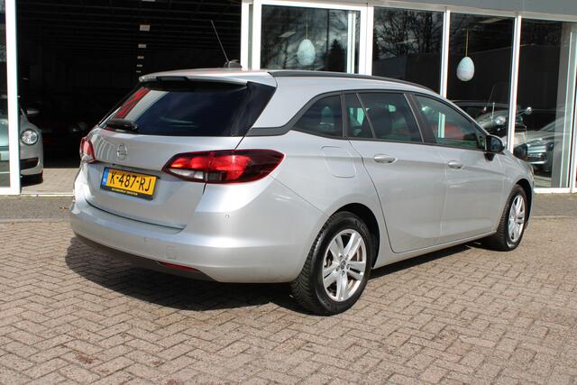 Opel ASTRA Sports Tourer 1.2 Business Edition