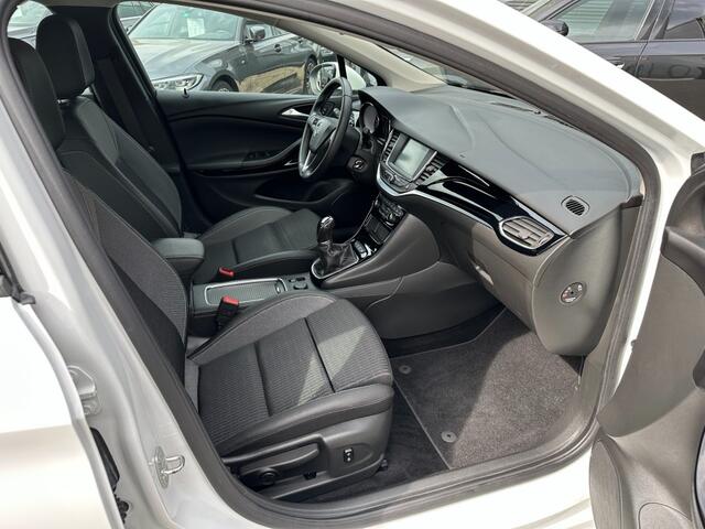 Opel ASTRA Sports Tourer 1.2T Business Elegance Navigatie