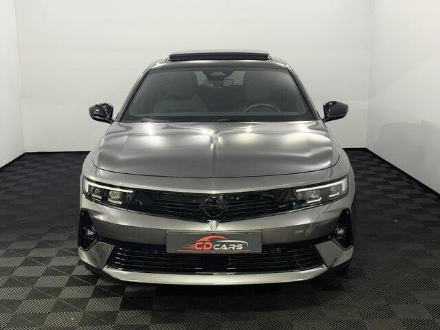 Opel ASTRA Sports Tourer 1.2 Ultimate Panoramadak, 360 Camera, Navi, Memory stoelen, Elektrische achterklep, Head-up display, Keyless start