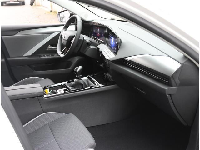 Opel ASTRA Sports Tourer 1.2 110PK Turbo Business Edition | 1ste eigenaar | AppleCarPlay/AndroidAuto | Navigatie | Adaptive Cruise Control | Keyless | AGR Stoelen | Stoel/StuurVerwarming | FULL LED | Camera | Isofix | Privacy Glass |