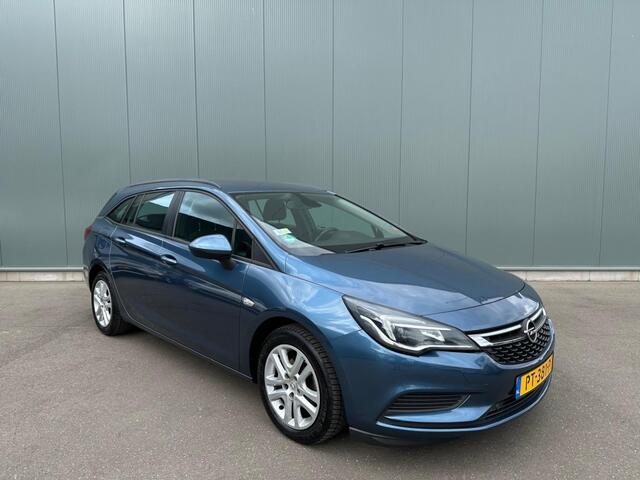 Opel ASTRA Sports Tourer 1.6 CDTI Online Ed. TREKHAAK | NAVI | NAP !