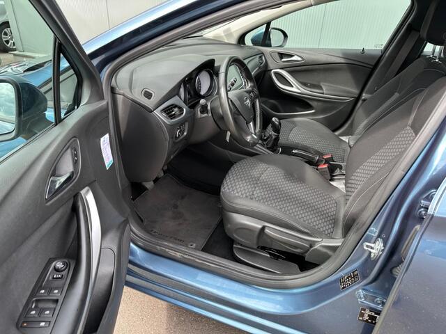 Opel ASTRA Sports Tourer 1.6 CDTI Online Ed. TREKHAAK | NAVI | NAP !