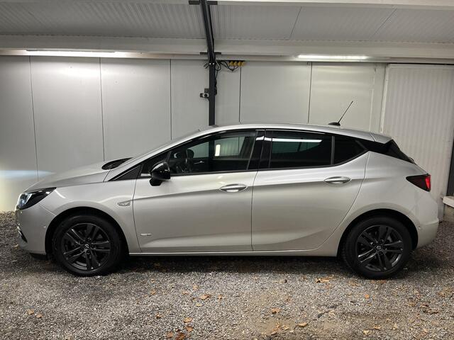 Opel ASTRA 1.2 Design & Tech 110PK 9-2021 ECC NAVI LED ADAPT. PDC PARK ASSIST CAM DAB CARPLAY CRUISE 17''LMV..