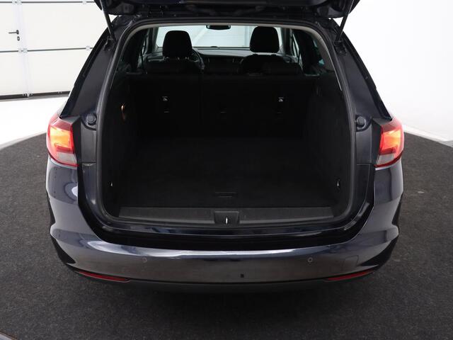 Opel ASTRA 1.0 Turbo Online Edition | Carplay | Navigatie | Climate control | Parkeerhulp | Cruise control | Bluetooth | Getint glas