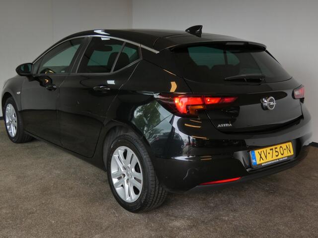 Opel ASTRA 1.0 Online Ed.