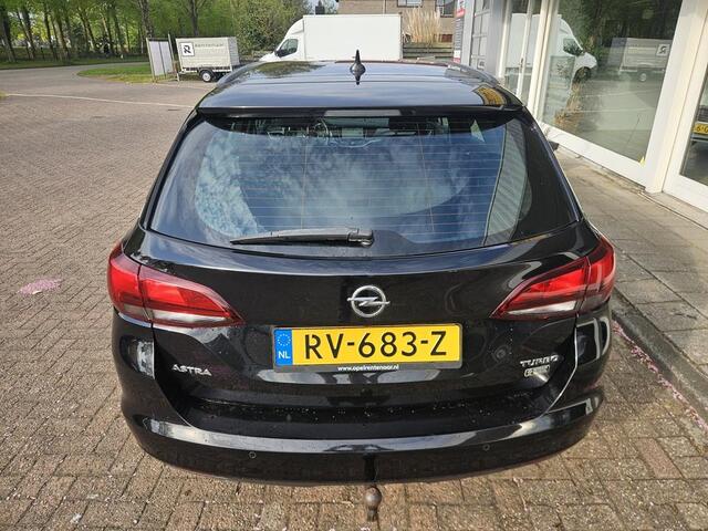 Opel ASTRA Sports Tourer 1.4 Business+