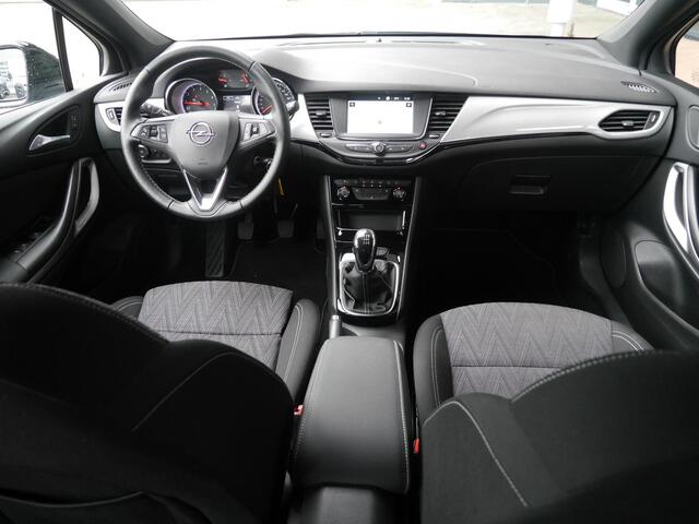 Opel ASTRA Sports Tourer 1.2 Edition 2020 | Stoel en stuurverwarming | Trekhaak | Lichtmetalen velgen | Navigatie | 130PK | Airco